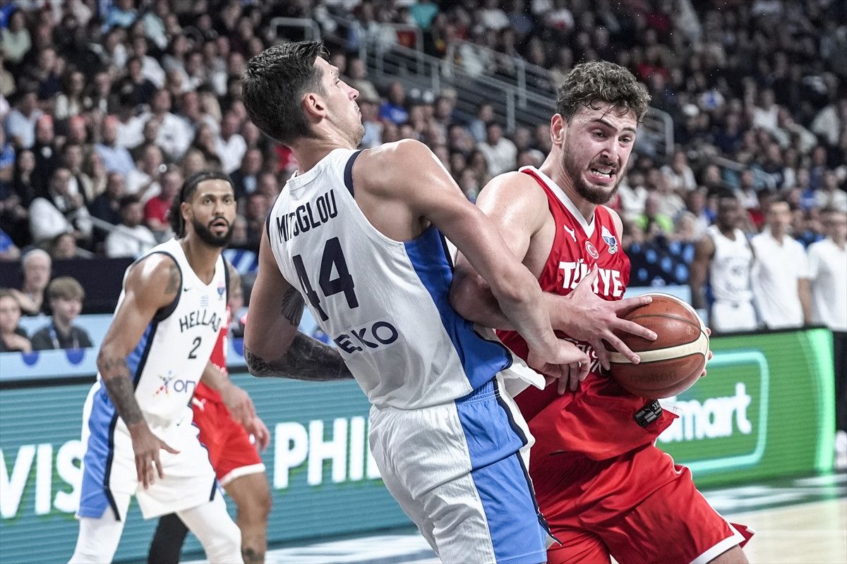 EuroBasket 2025 Finaline Doğru: Türkiye'nin Yunanistan Üzerindeki Yarı Final Zaferi ve Söyledikleri