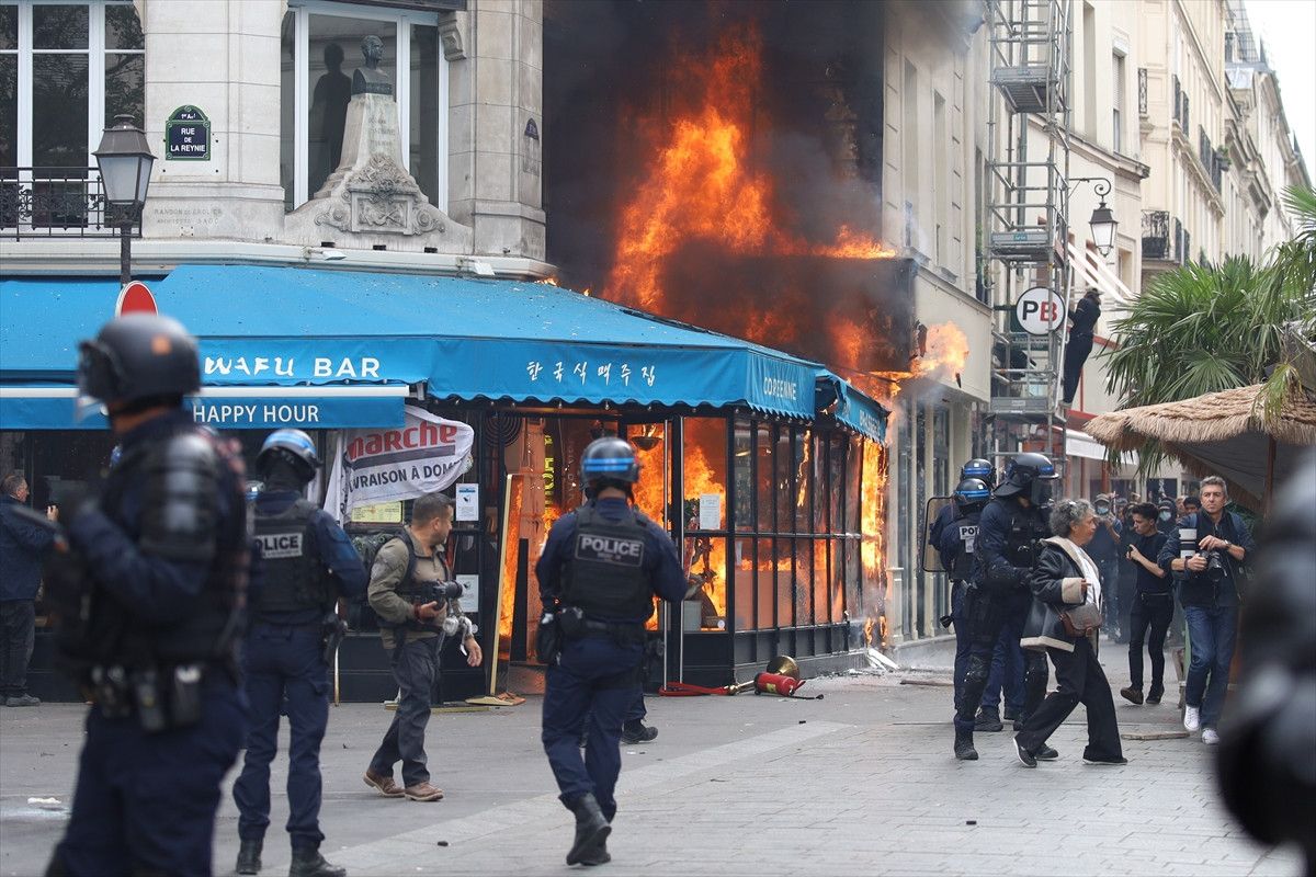 Fransa'da Protestolar: Eylemler Şehirleri Sarsıyor ve Yetkili Kurumlar Müdahale Ediyor