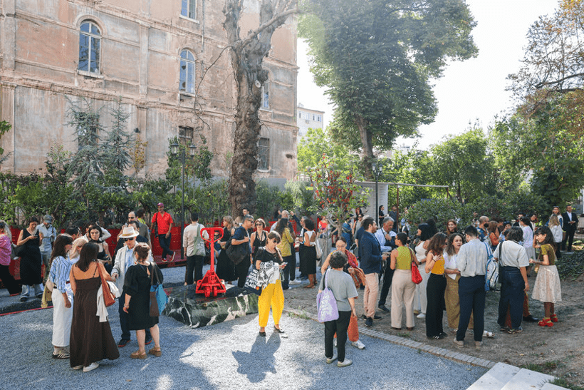 İstanbul 18. Bienali: Üç Yıla Yayılan Büyük Sergi ve Kamusal Program