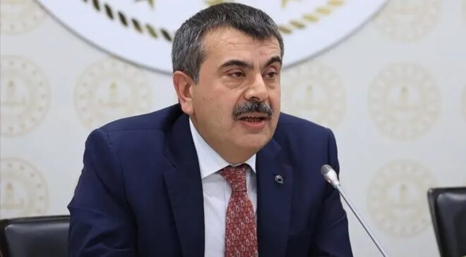 Türkiye’de Eğitim Tartışmaları: 12 Yıllık Zorunlu Eğitimin Durumu ve Kız Çocuklarının Katılımı